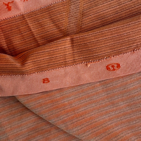 Lululemon Swiftly Tech Long Sleeve 2.0 size 8 - Picture 8 of 8